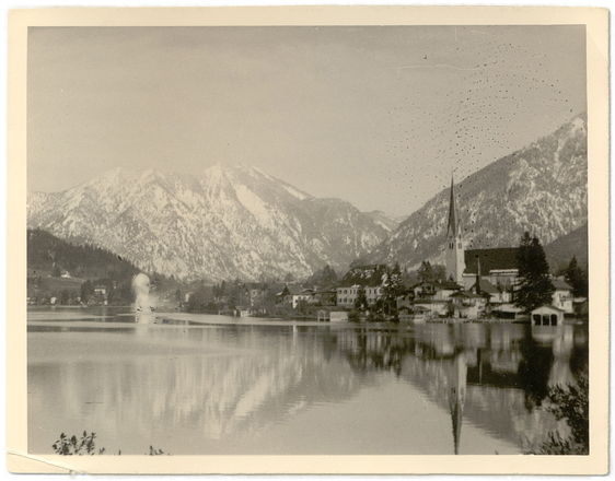Einschlag einer Granate in den See vor Rottach-Egern